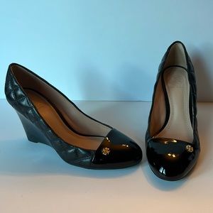 Tory Burch black quilted leather wedge heels size 7.5